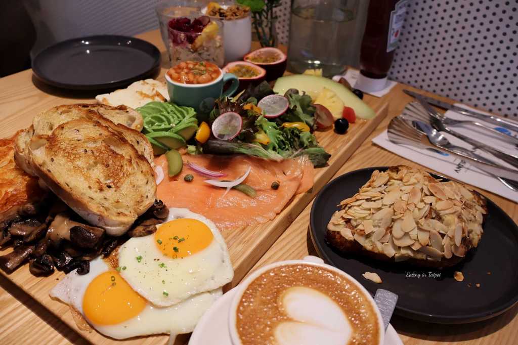 Antipodean table spread 2