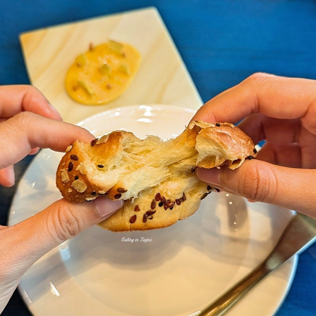 Silks Place Tainan Infinity bread and spread